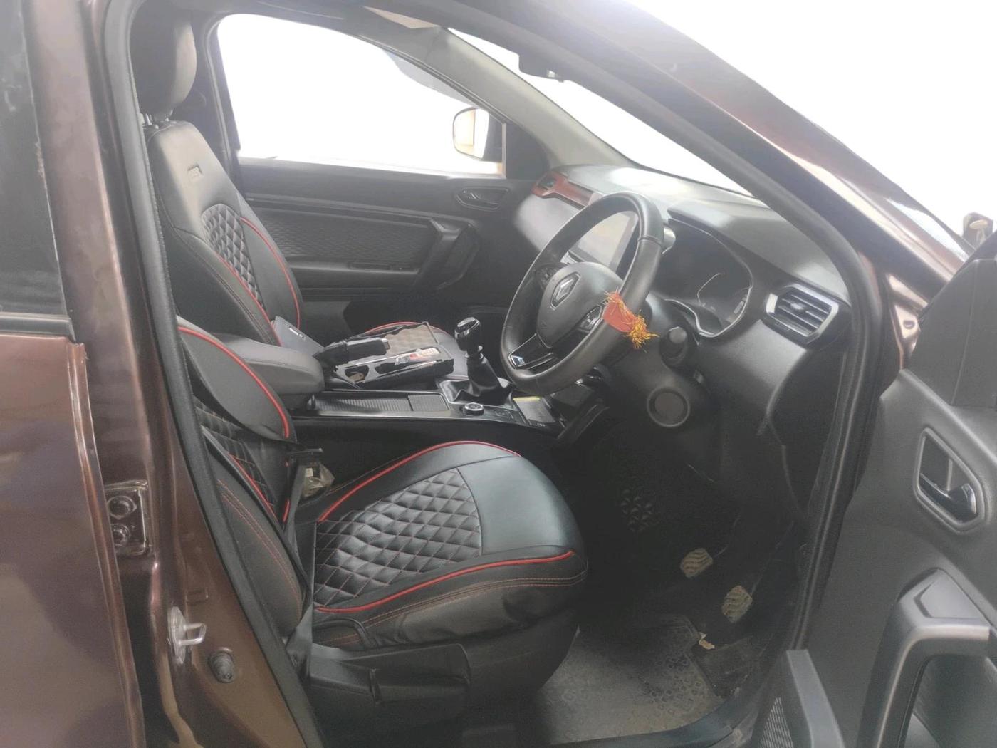 2023 Renault Kiger RXZ MT, Petrol, Manual, 15,854 km, interior