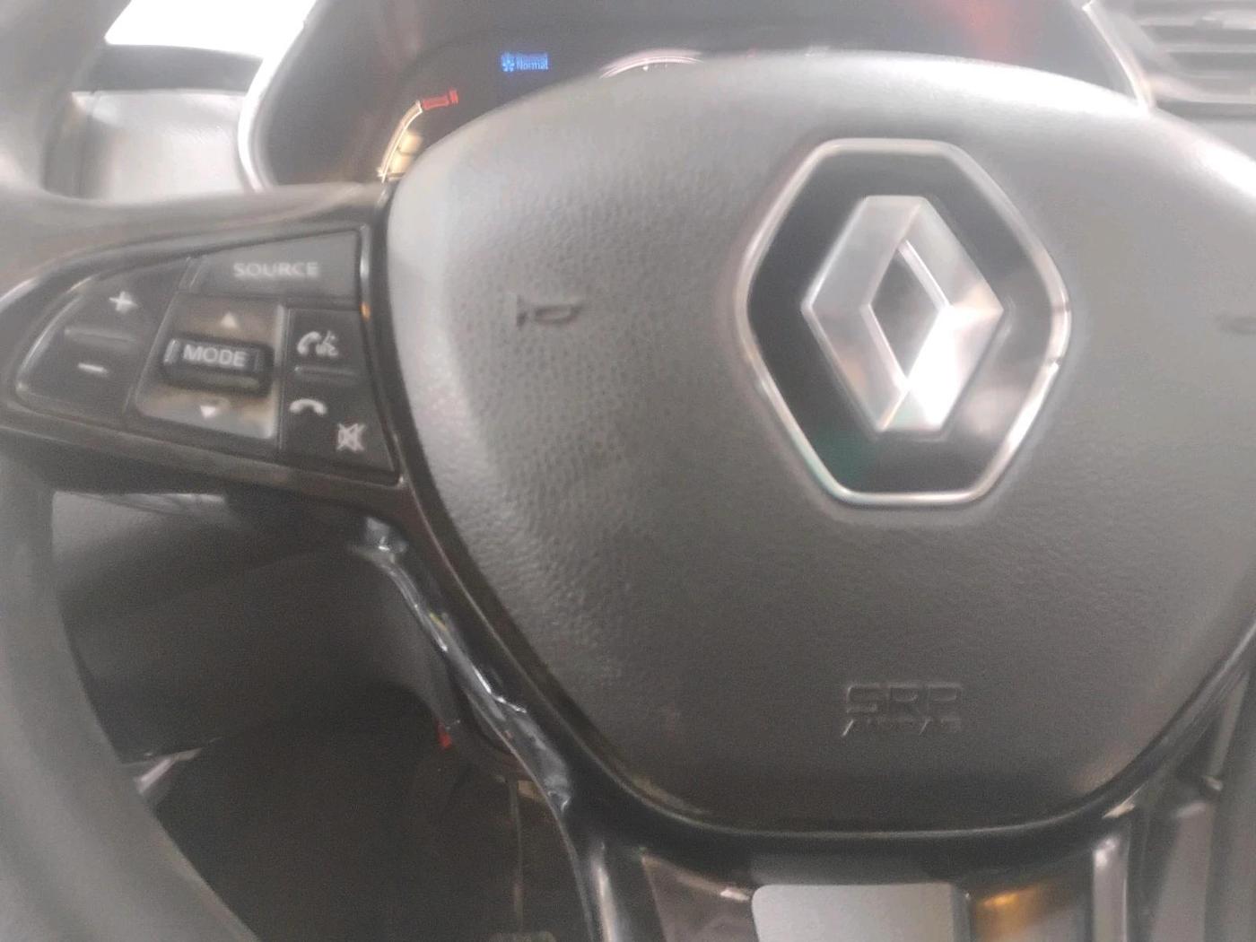 2023 Renault Kiger RXZ MT, Petrol, Manual, 15,854 km, interior