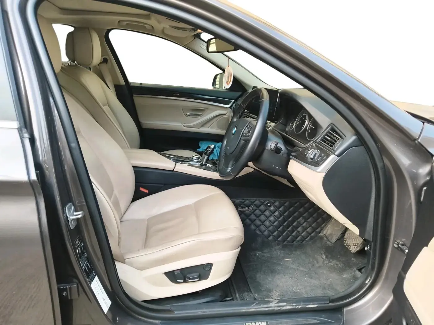 2012 BMW 5 Series 520D 2.0, Diesel, Automatic, 44,540 km, interior
