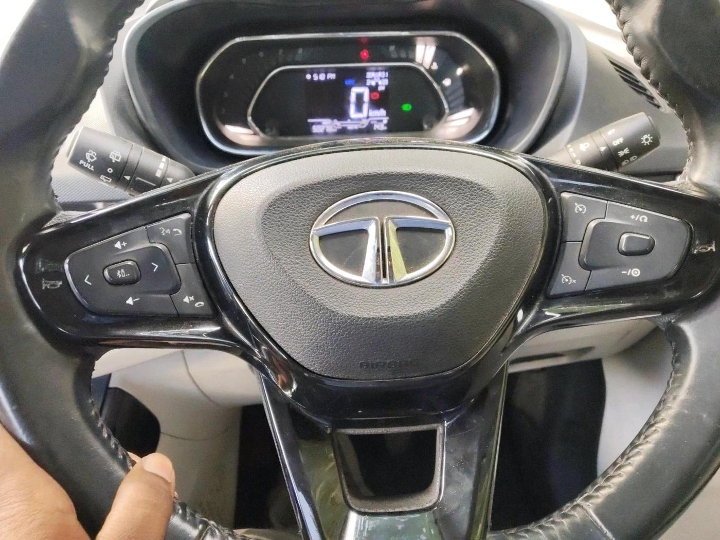 2021 Tata NEXON XZ PLUS PETROL SUNROOF, Petrol, Manual, 50,280 km, interior