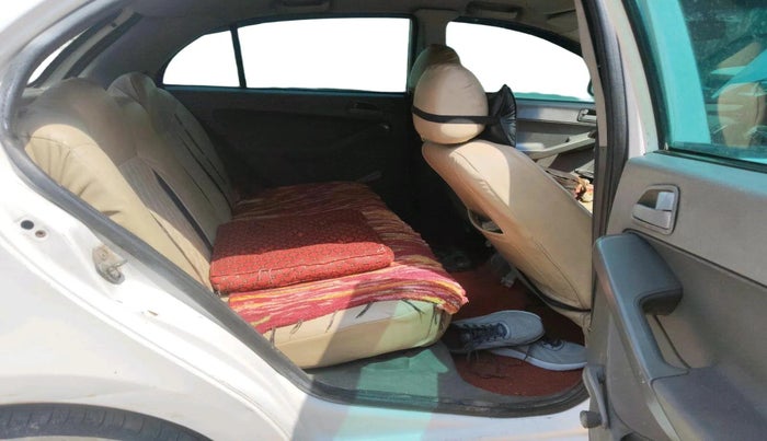 2010 Tata Indica Vista TERRA TDI, Diesel, Manual, 99,453 km, interior