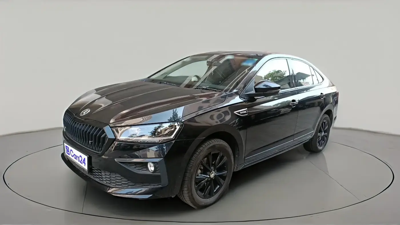 2025 Skoda SLAVIA AMBITION 1.5L TSI AT, Petrol, Automatic, 7,693 km, exterior