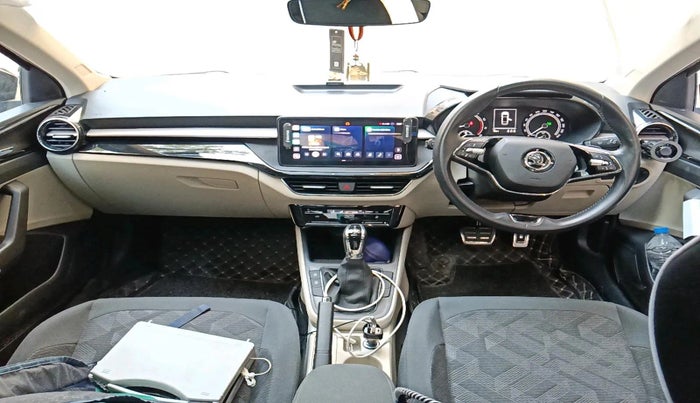 2025 Skoda SLAVIA AMBITION 1.5L TSI AT, Petrol, Automatic, 7,693 km, interior