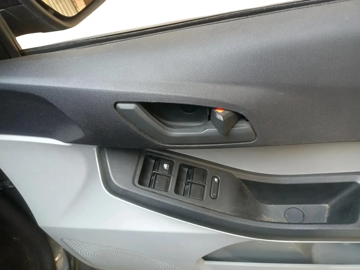 2024 Tata Tiago XTA PETROL, Petrol, Automatic, 6,954 km, interior