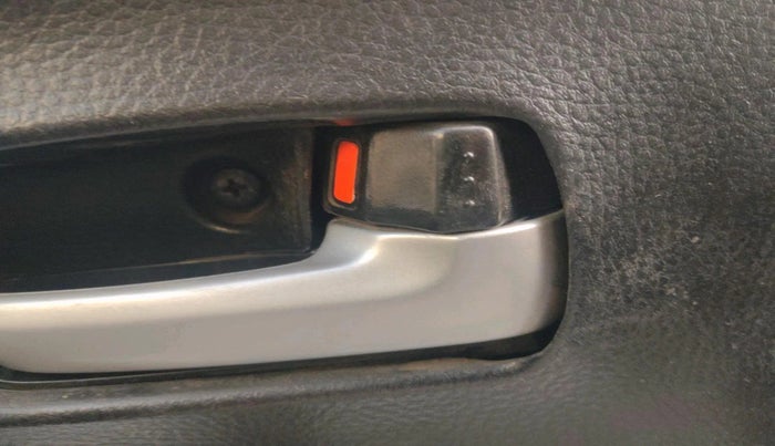 2017 Maruti Wagon R 1.0 LXI CNG, CNG, Manual, 87,349 km, interior