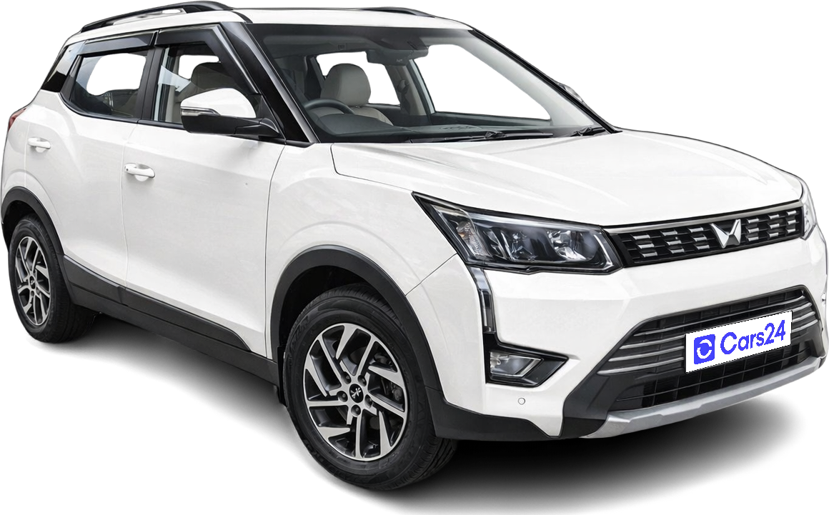 2023 Mahindra XUV300 - SUV - Diesel - Automatic - ₹11.50 lakh