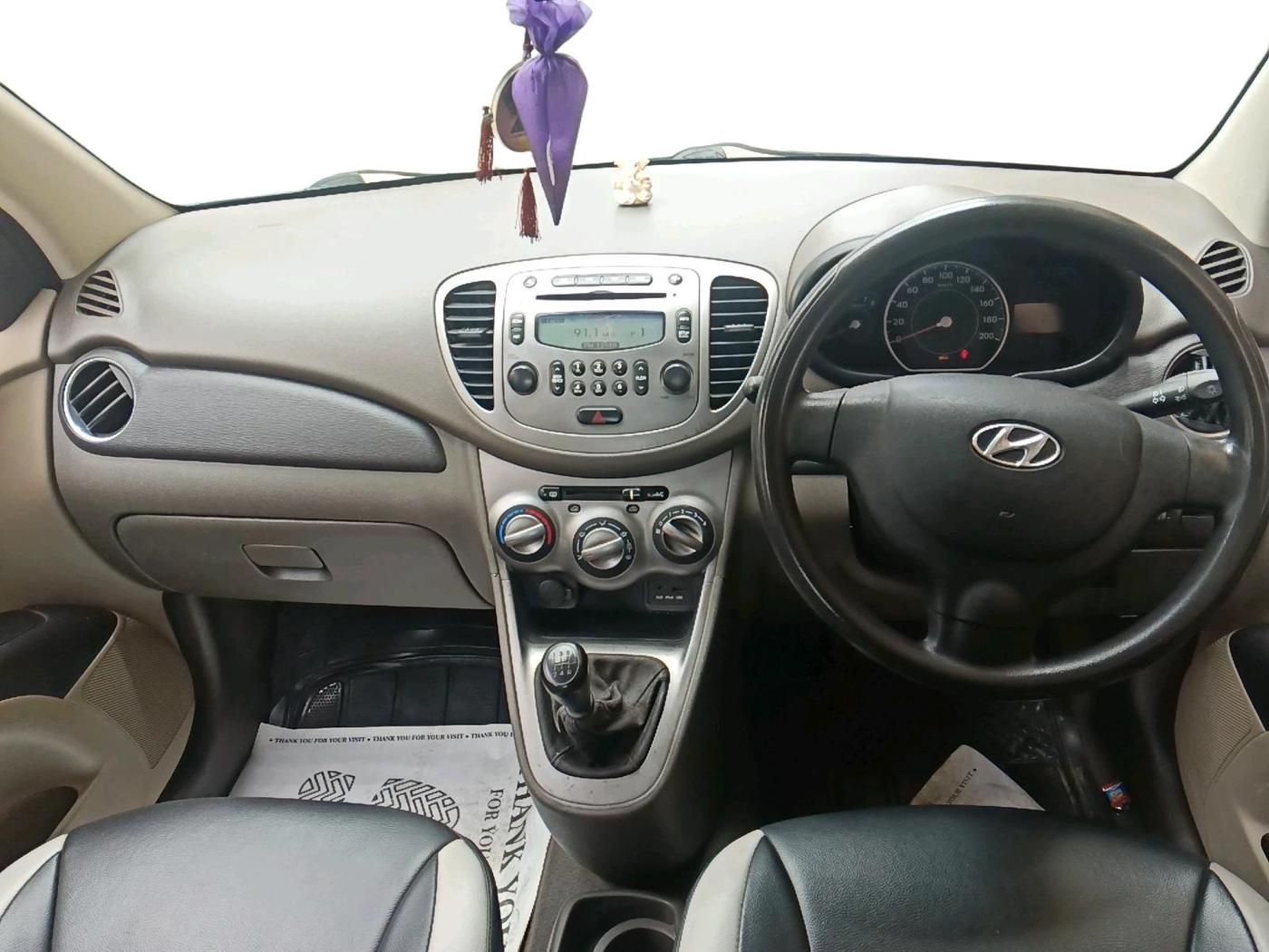 2013 Hyundai i10 SPORTZ 1.2, Petrol, Manual, 1,46,857 km, interior