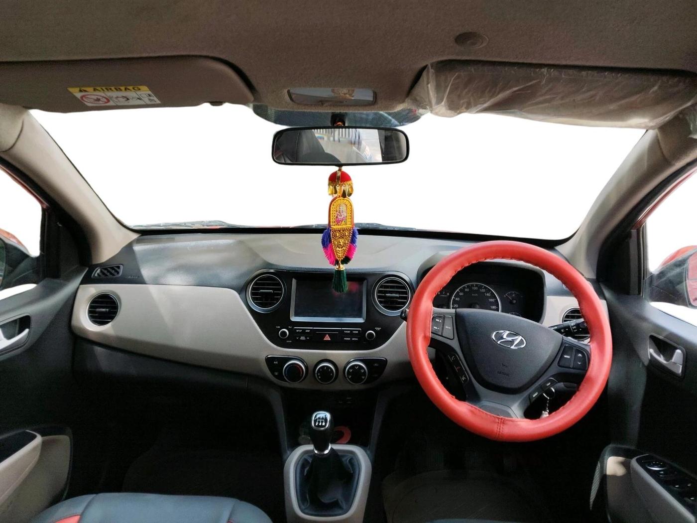 2017 Hyundai Grand i10 SPORTZ (O) 1.2 KAPPA VTVT, Petrol, Manual, 69,934 km, interior