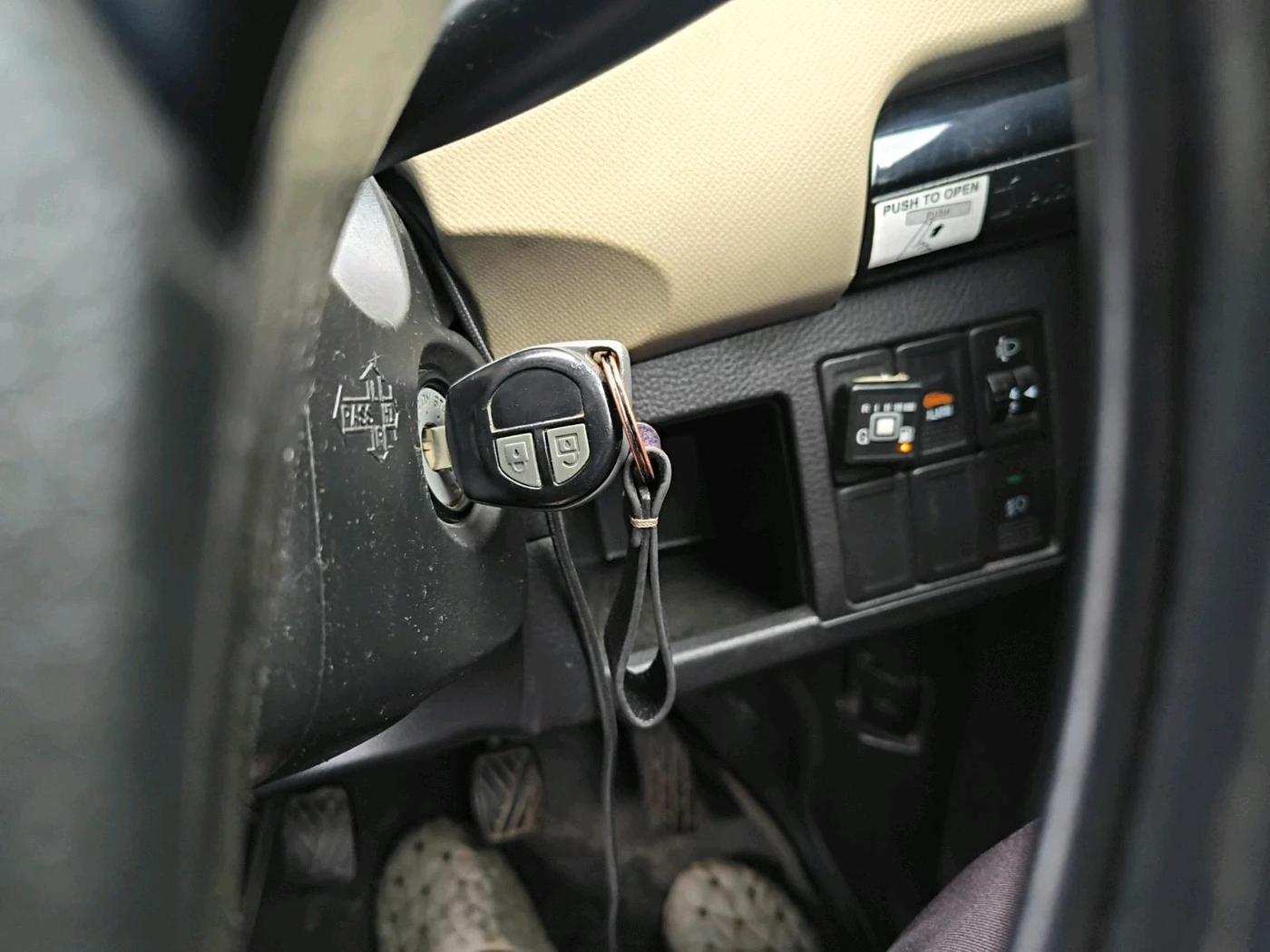 2017 Maruti Wagon R 1.0 VXI, CNG, Manual, 81,834 km, interior