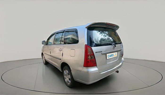 2008 Toyota Innova G4 2.5 8 STR, Diesel, Manual, 4,27,559 km, exterior
