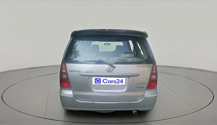 2008 Toyota Innova G4 2.5 8 STR, Diesel, Manual, 4,27,559 km, exterior