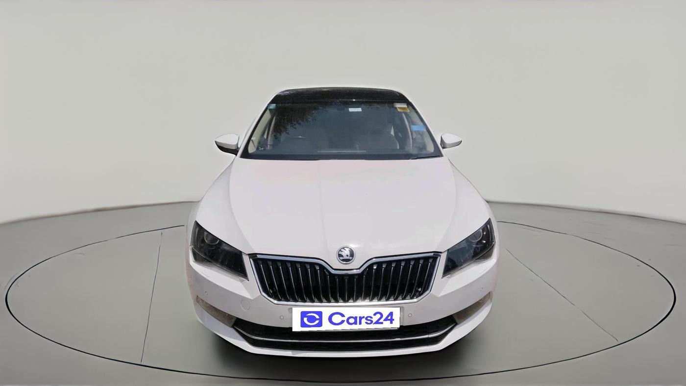 2019 Skoda Superb L&K 1.8 TSI AT, Petrol, Automatic, 53,725 km, exterior