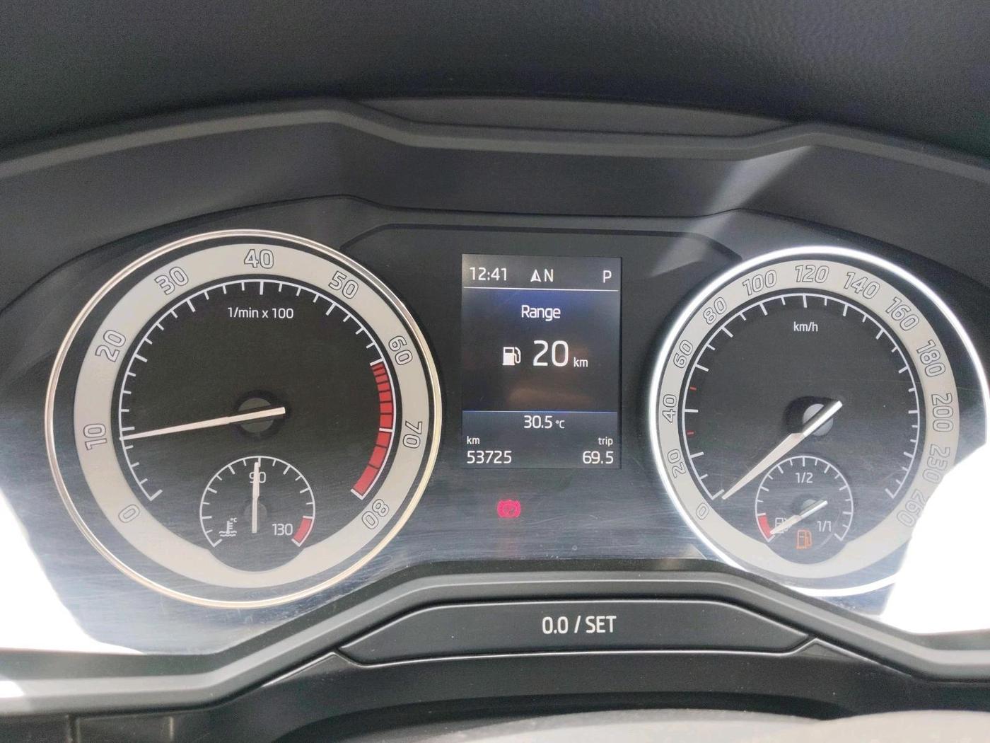 2019 Skoda Superb L&K 1.8 TSI AT, Petrol, Automatic, 53,725 km, interior