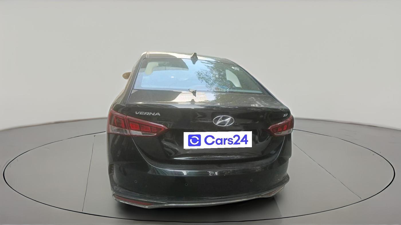 2021 Hyundai Verna SX 1.5 VTVT, Petrol, Manual, 71,236 km, exterior