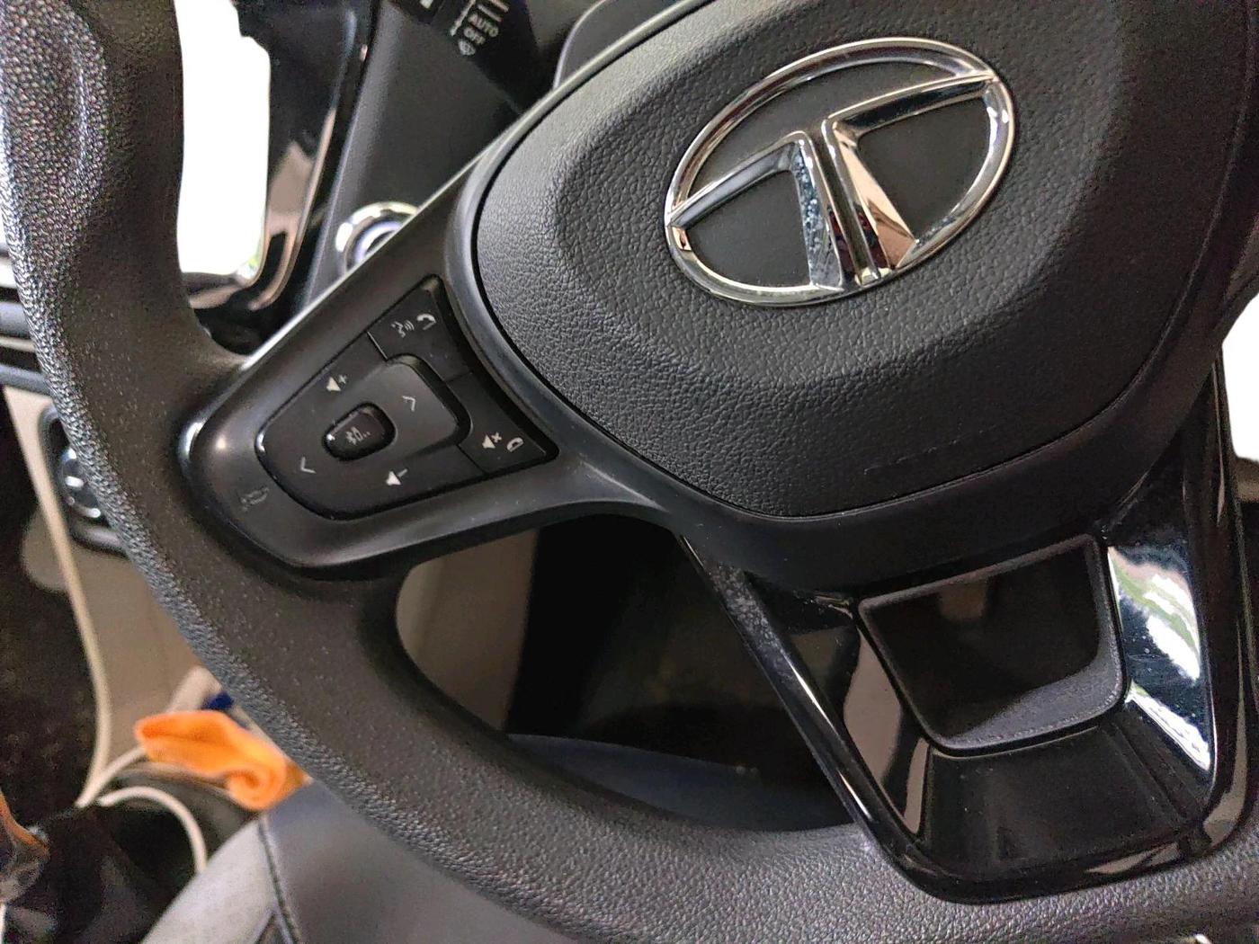 2022 Tata TIGOR XZ PLUS CNG, CNG, Manual, 34,337 km, interior