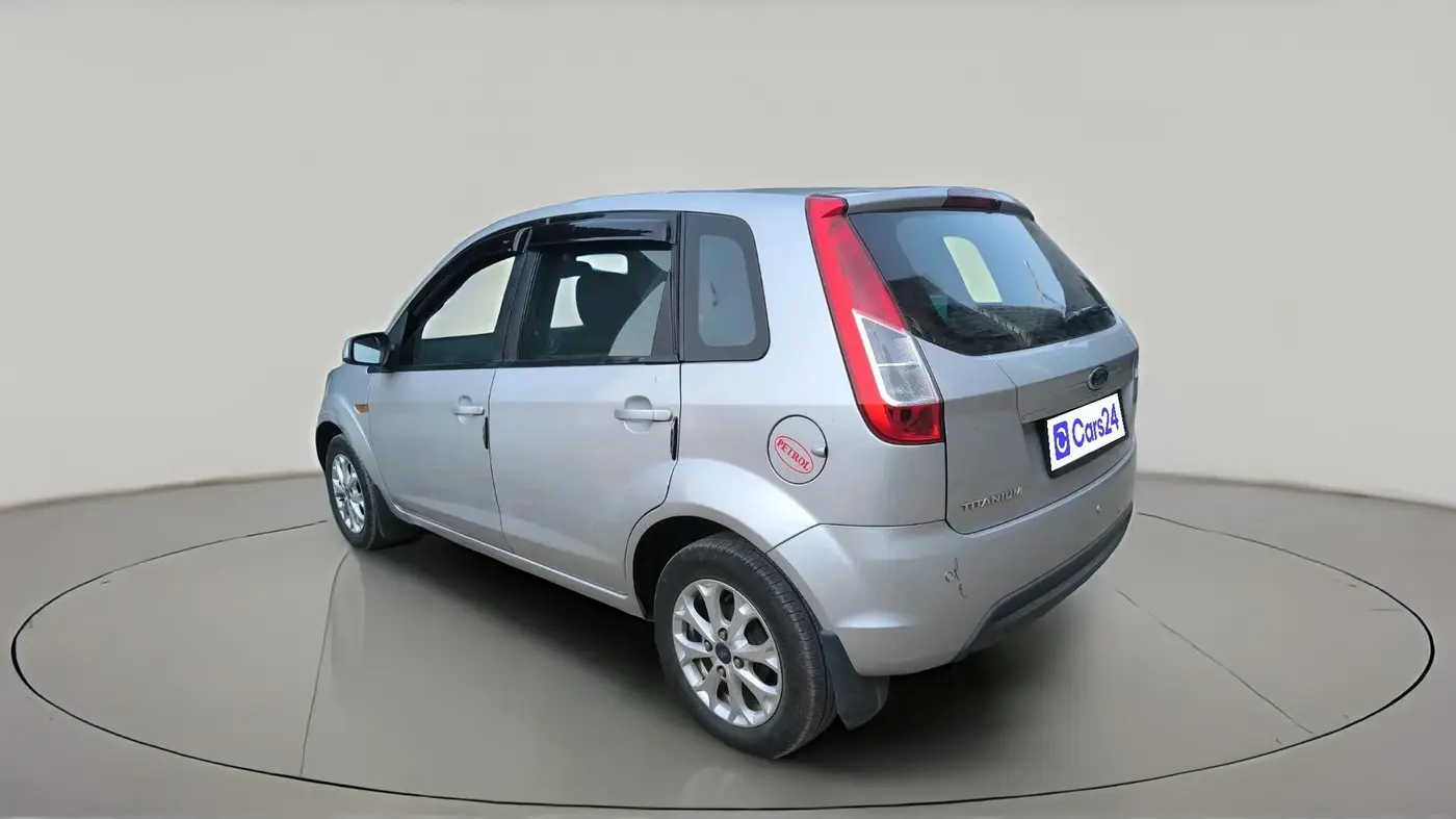 2013 Ford Figo TITANIUM 1.2 PETROL, Petrol, Manual, 95,331 km, exterior