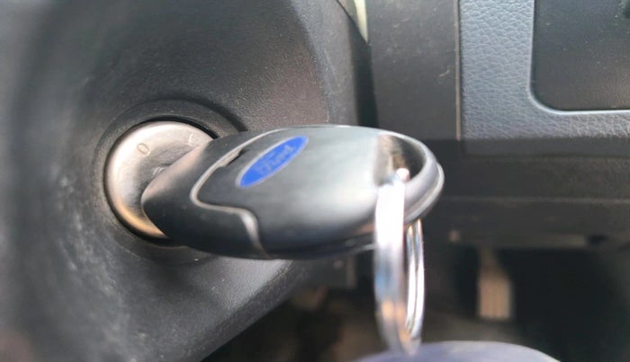 2013 Ford Figo TITANIUM 1.2 PETROL, Petrol, Manual, 95,331 km, interior