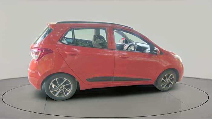 2017 Hyundai Grand i10 SPORTZ (O) AT 1.2 KAPPA VTVT, CNG, Automatic, 1,22,572 km, exterior