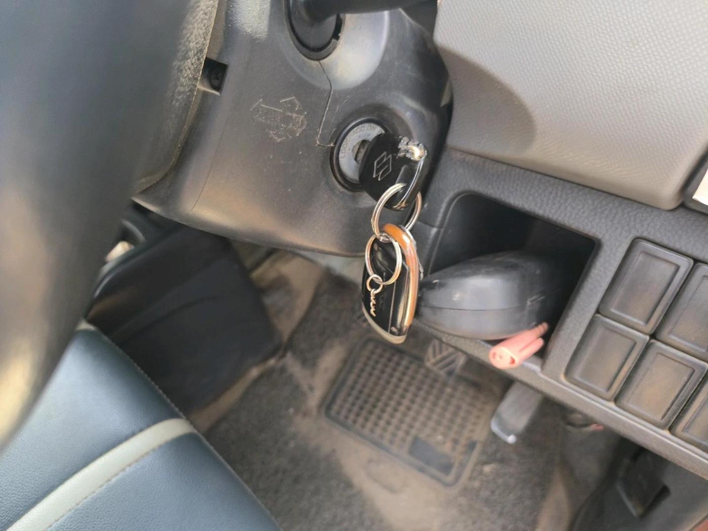 2011 Maruti Wagon R 1.0 LXI, Petrol, Manual, 71,074 km, interior