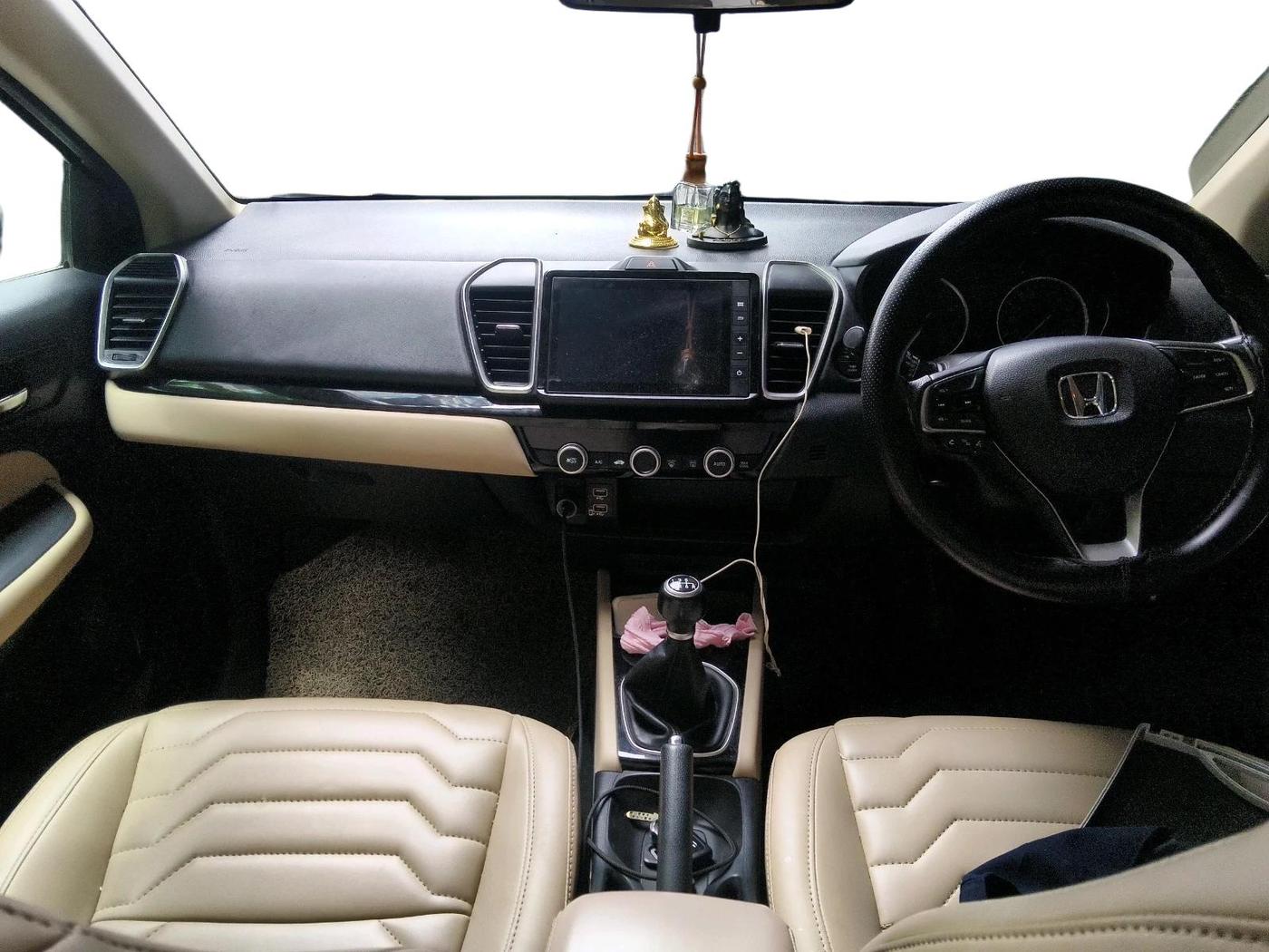 2021 Honda City 1.5L I-VTEC V MT 5TH GEN, Petrol, Manual, 1,14,947 km, interior