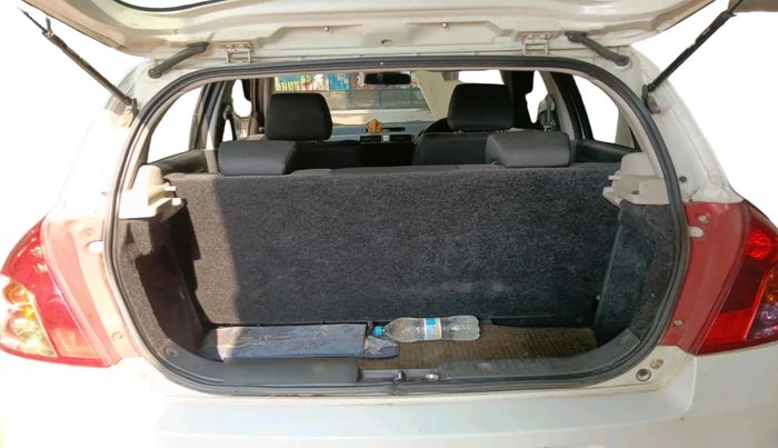 2011 Maruti Swift VXI, Petrol, Manual, 19,903 km, exterior