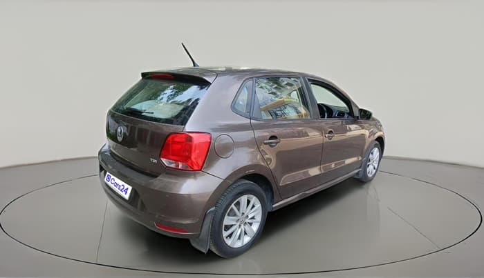 2016 Volkswagen Polo HIGHLINE1.5L, Diesel, Manual, 1,52,899 km, exterior