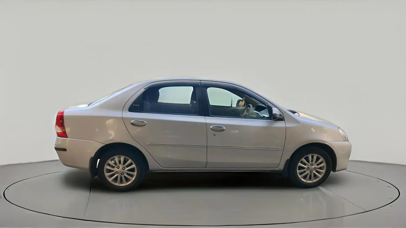 2015 Toyota Etios VX-D, Diesel, Manual, 76,357 km, exterior
