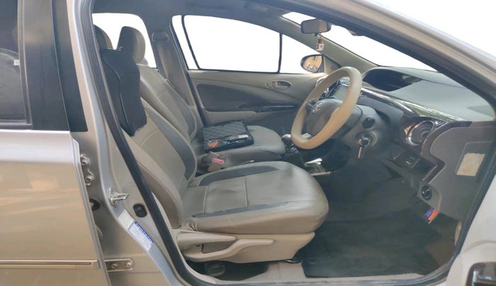 2015 Toyota Etios VX-D, Diesel, Manual, 76,357 km, interior