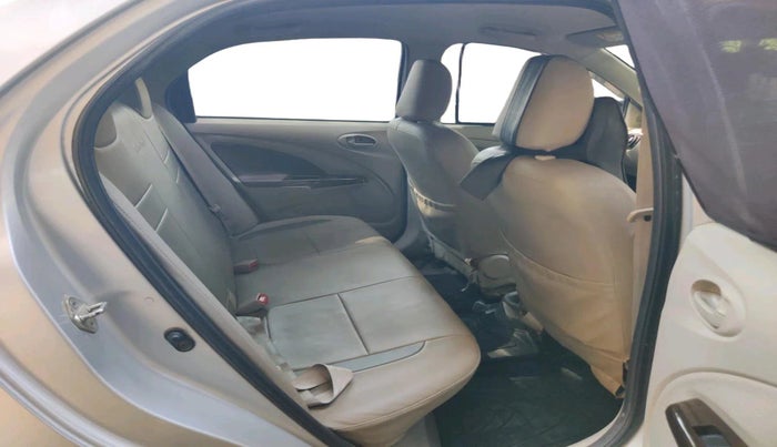 2015 Toyota Etios VX-D, Diesel, Manual, 76,357 km, interior