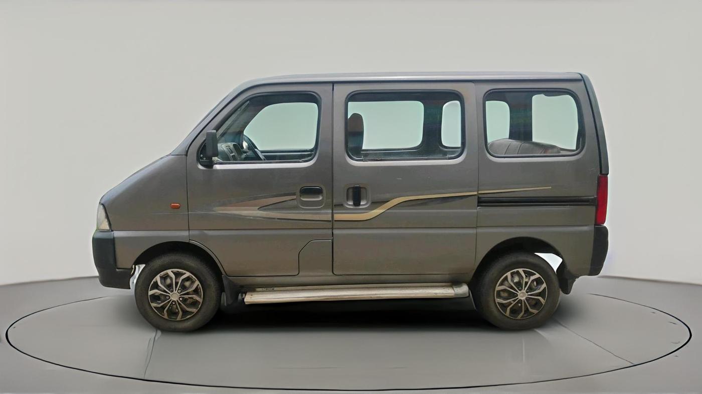 2012 Maruti Eeco 7 STR, Petrol, Manual, 94,703 km, exterior