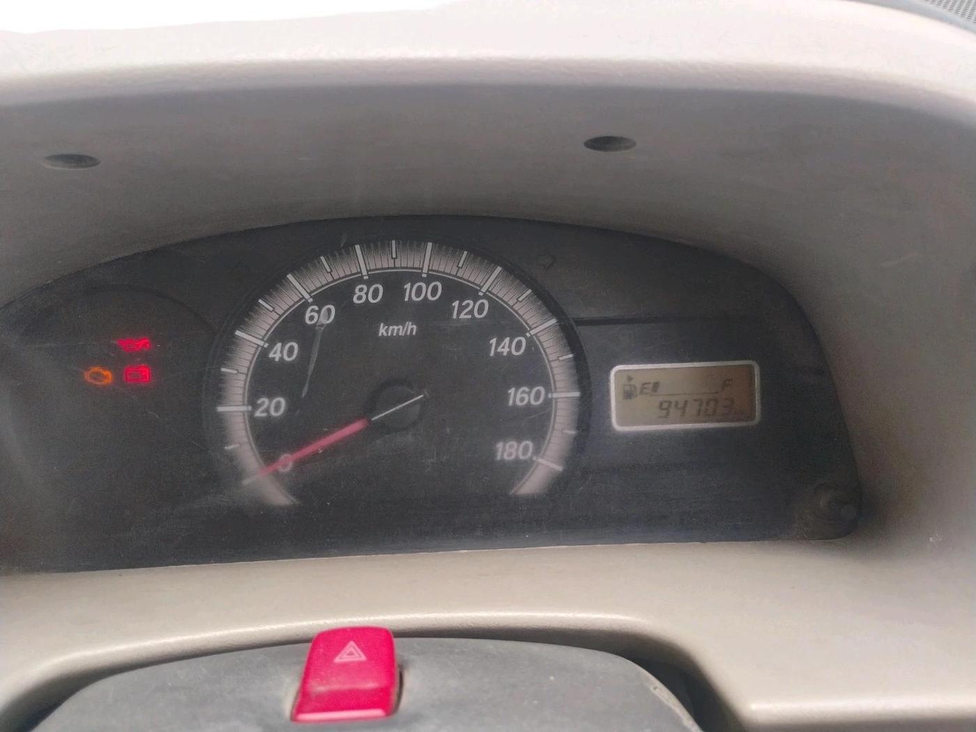 2012 Maruti Eeco 7 STR, Petrol, Manual, 94,703 km, interior