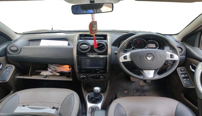 2016 Renault Duster 110 PS RXZ 4X2 AMT DIESEL, Diesel, Automatic, 65,678 km, interior