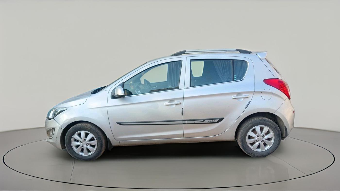 2013 Hyundai i20 SPORTZ 1.2, Petrol, Manual, 85,475 km, exterior