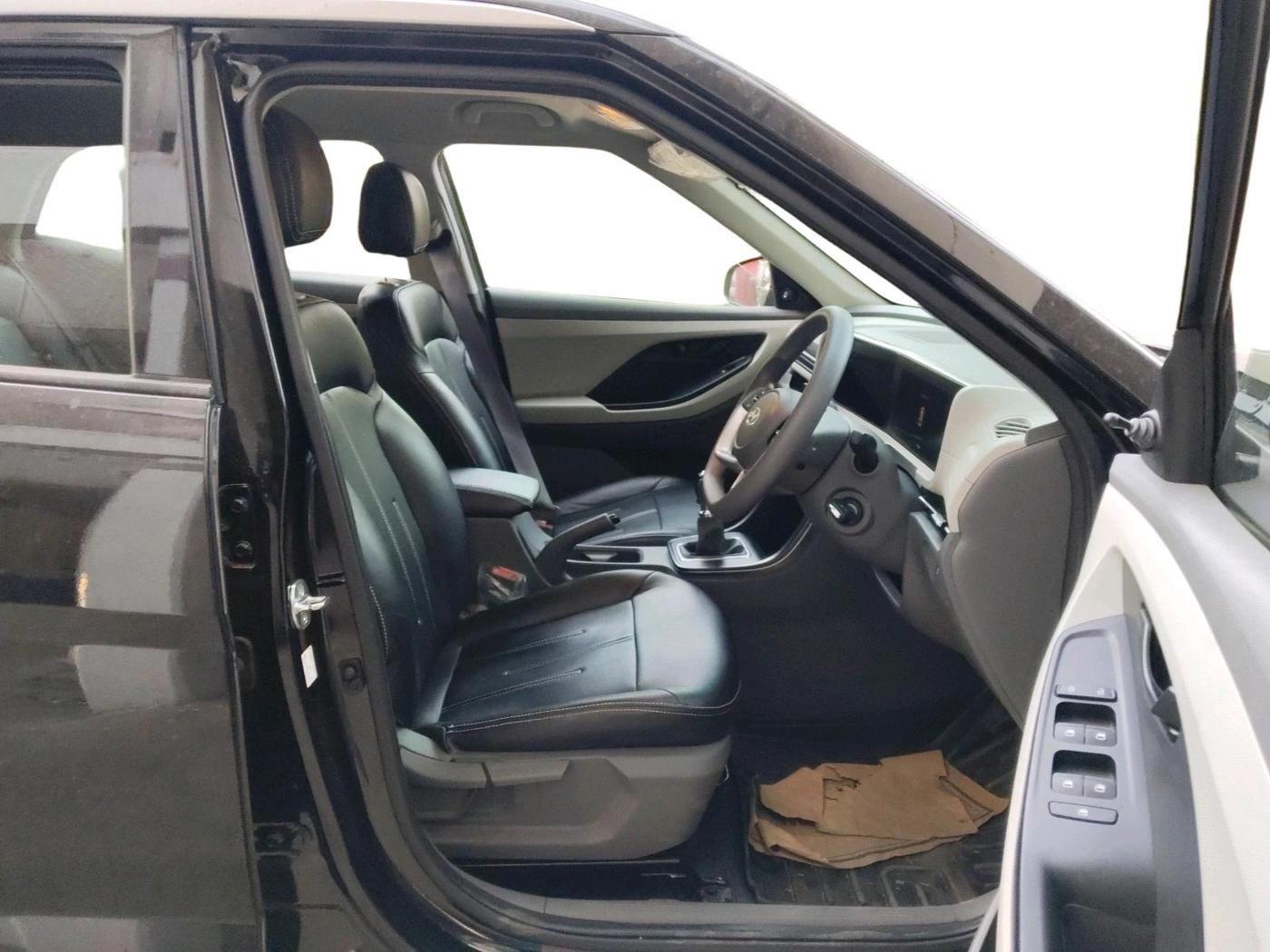 2024 Hyundai Creta E 1.5 PETROL, Petrol, Manual, 12,290 km, interior