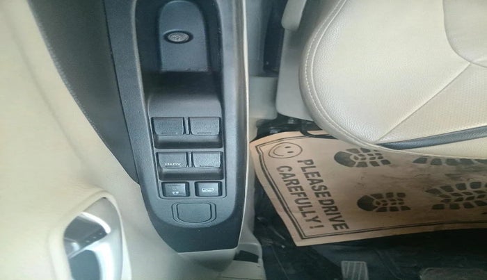 2016 Maruti Celerio VXI AMT, Petrol, Automatic, 30,706 km, interior