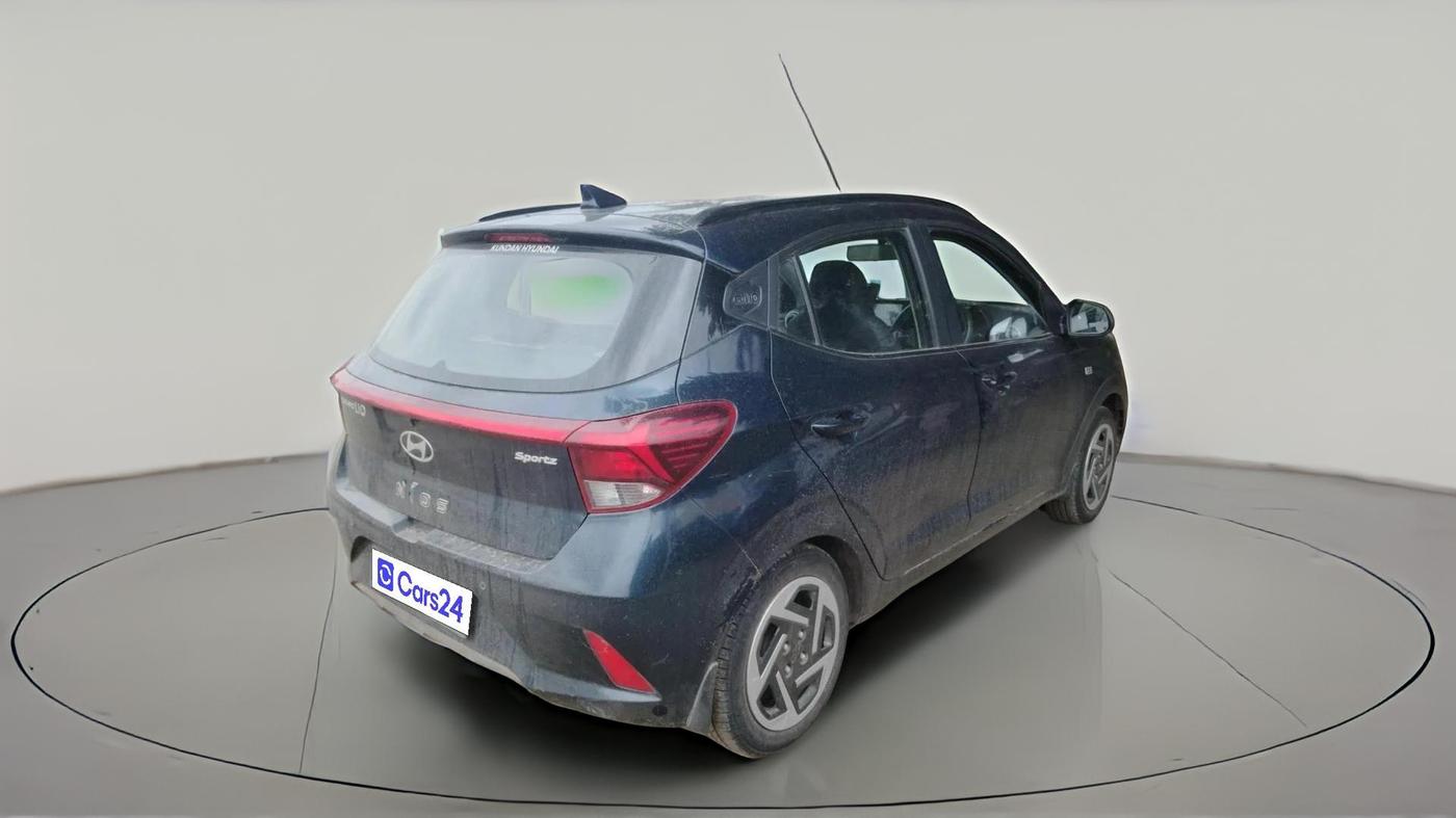 2023 Hyundai GRAND I10 NIOS SPORTZ AMT 1.2 KAPPA VTVT, CNG, Automatic, 45,597 km, exterior
