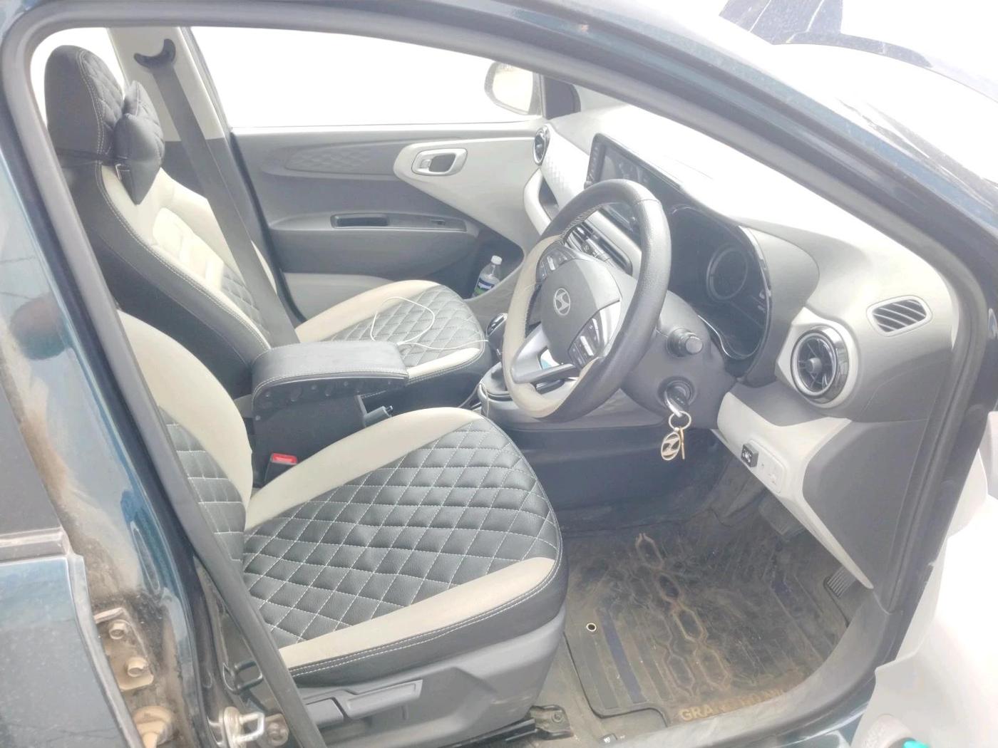 2023 Hyundai GRAND I10 NIOS SPORTZ AMT 1.2 KAPPA VTVT, CNG, Automatic, 45,597 km, interior