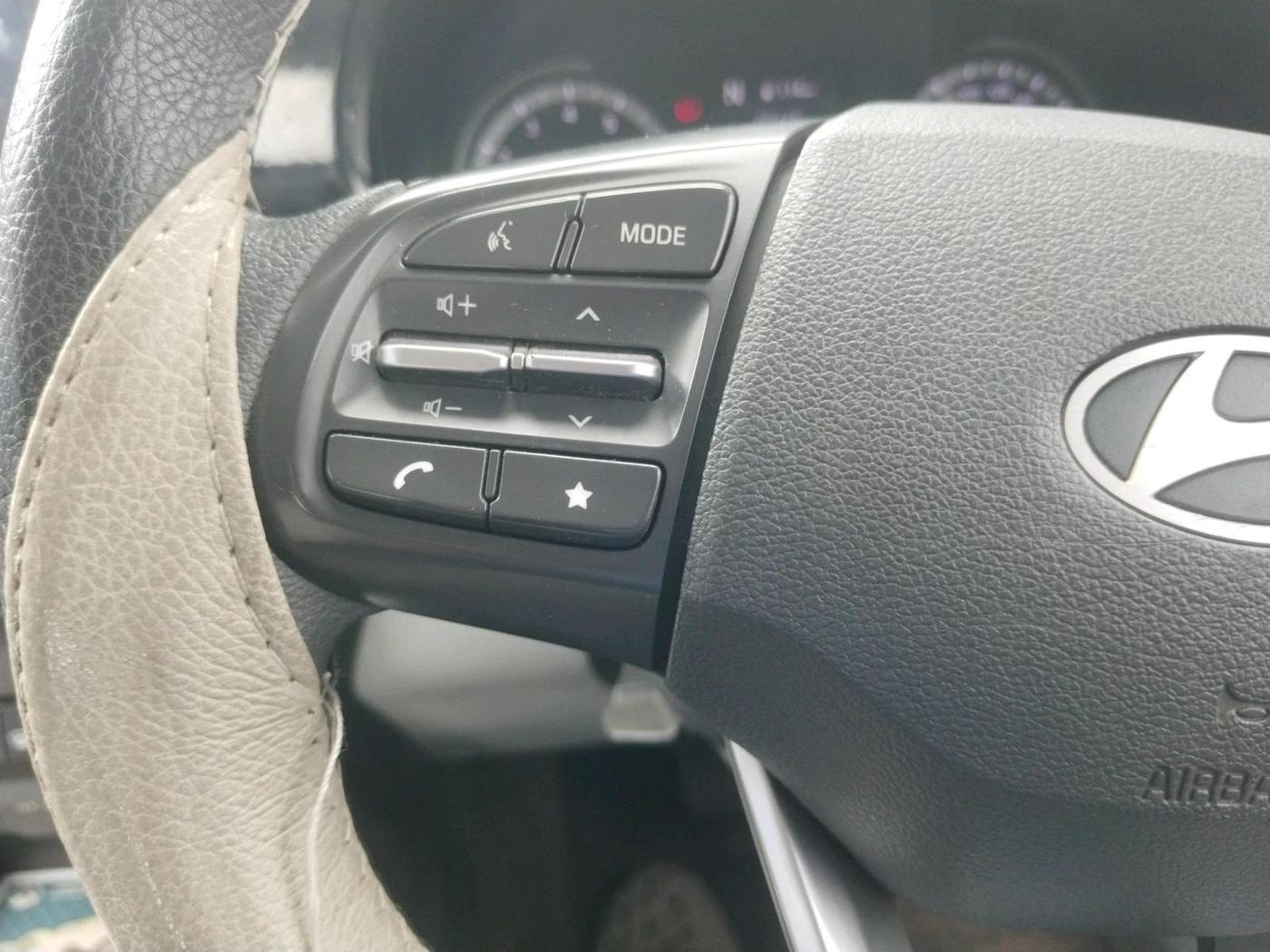 2023 Hyundai GRAND I10 NIOS SPORTZ AMT 1.2 KAPPA VTVT, CNG, Automatic, 45,597 km, interior