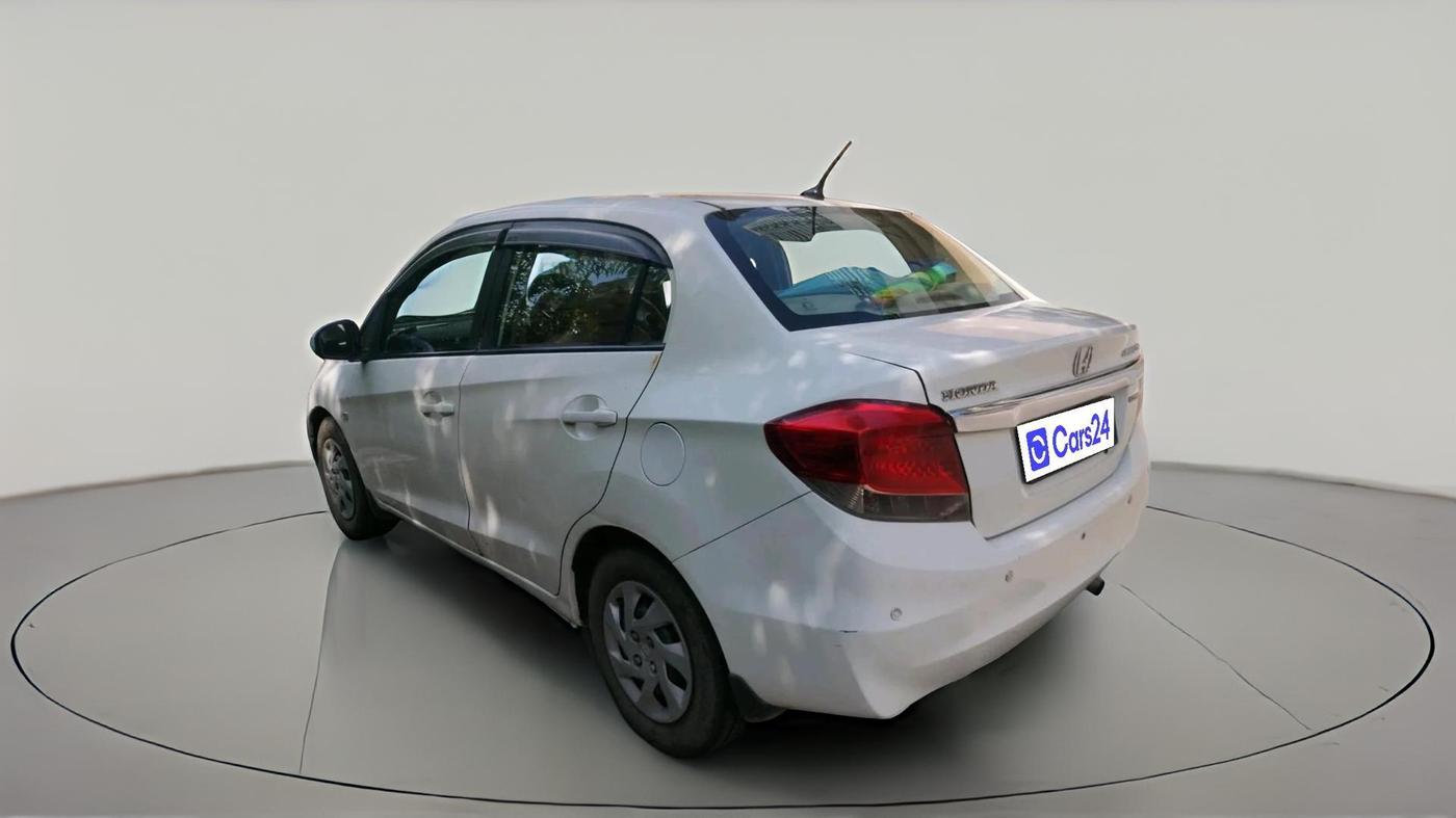 2013 Honda Amaze 1.5L I-DTEC S, Diesel, Manual, 2,40,826 km, exterior