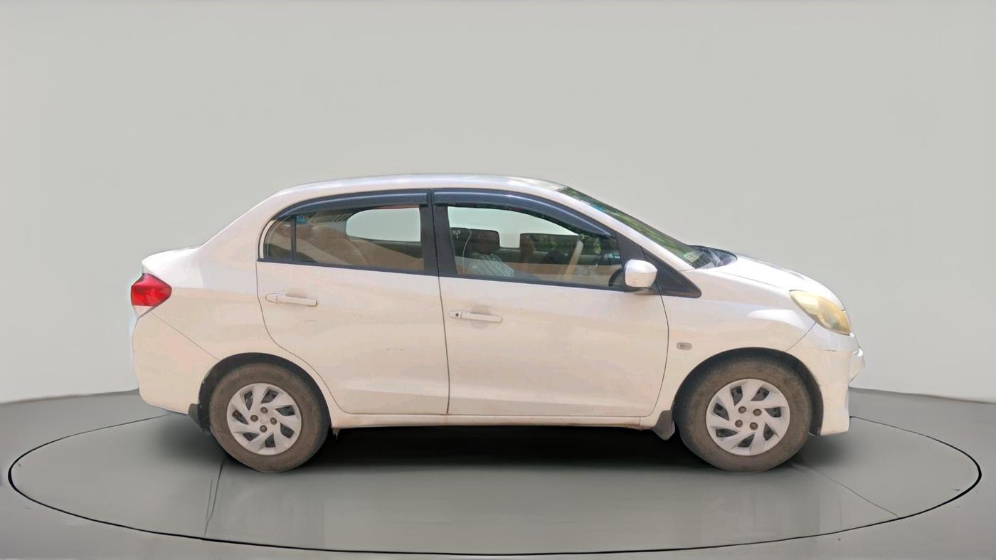 2013 Honda Amaze 1.5L I-DTEC S, Diesel, Manual, 2,40,826 km, exterior