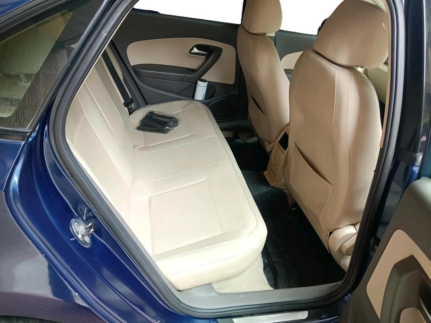 2014 Volkswagen Vento HIGHLINE 1.6 MPI, Petrol, Manual, 96,192 km, interior
