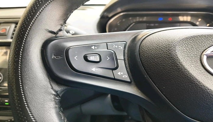 2022 Tata Tiago XT CNG, CNG, Manual, 42,731 km, interior