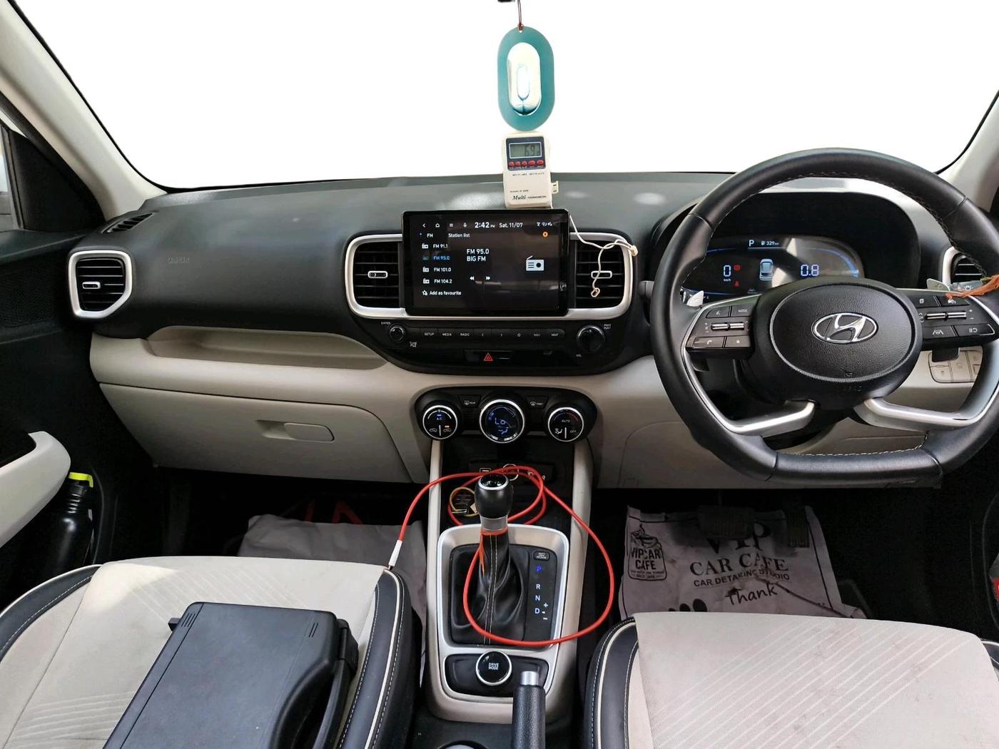 2024 Hyundai VENUE SX (O) 1.0 TURBO DCT, Petrol, Automatic, 22,211 km, interior