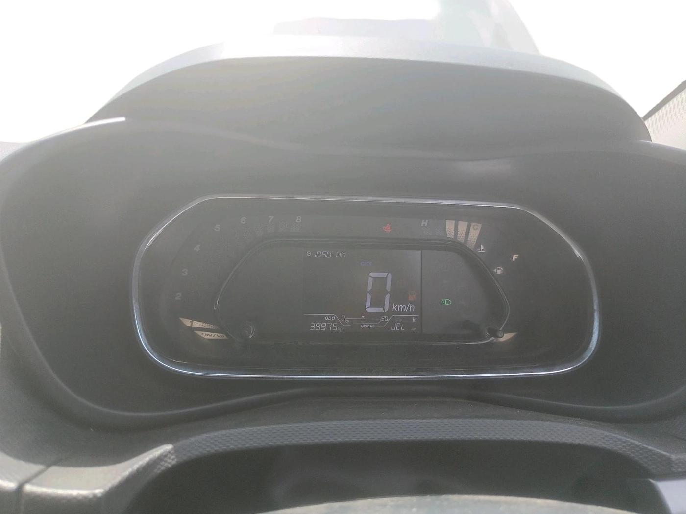 2023 Tata NEXON XE PETROL, Petrol, Manual, 39,975 km, interior