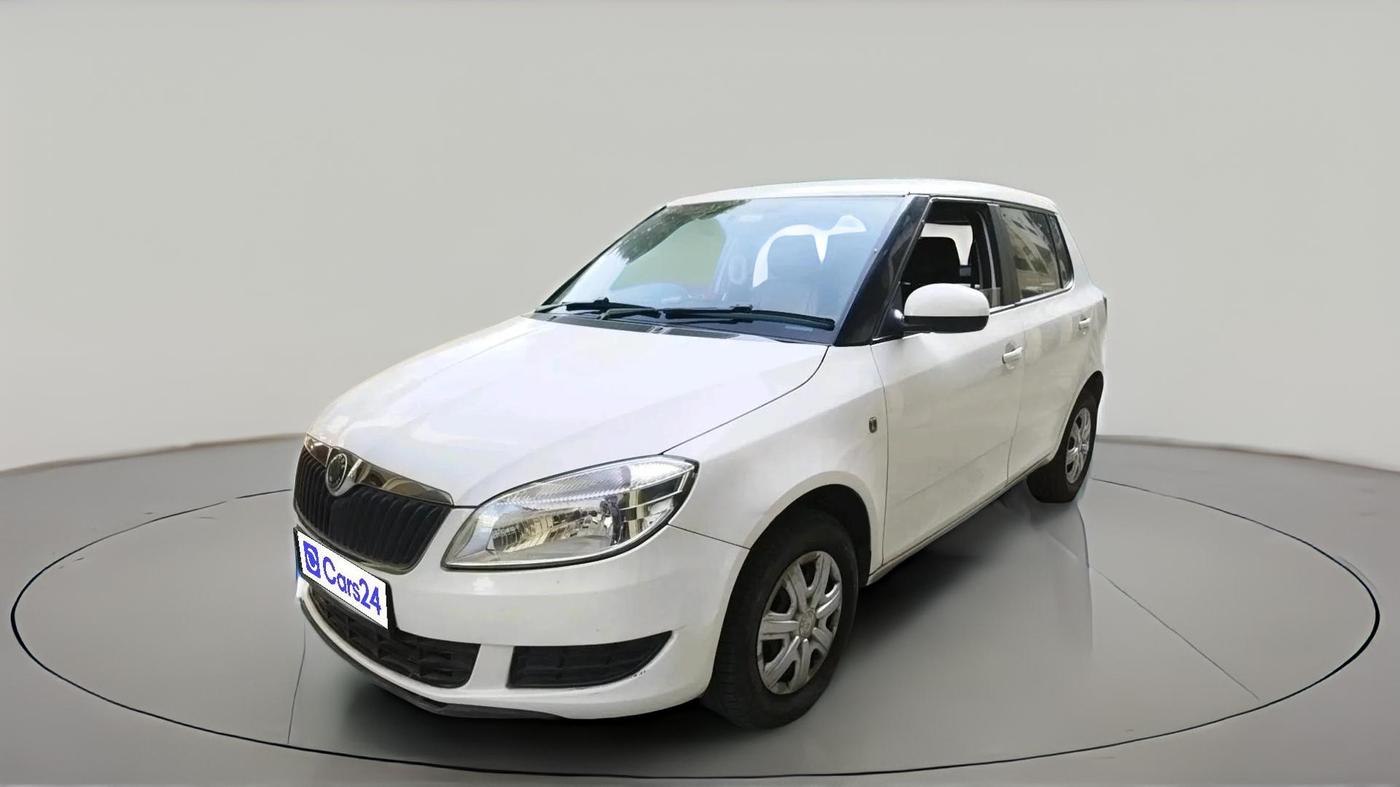 2011 Skoda Fabia CLASSIC 1.2 MPI, Petrol, Manual, 95,393 km, exterior