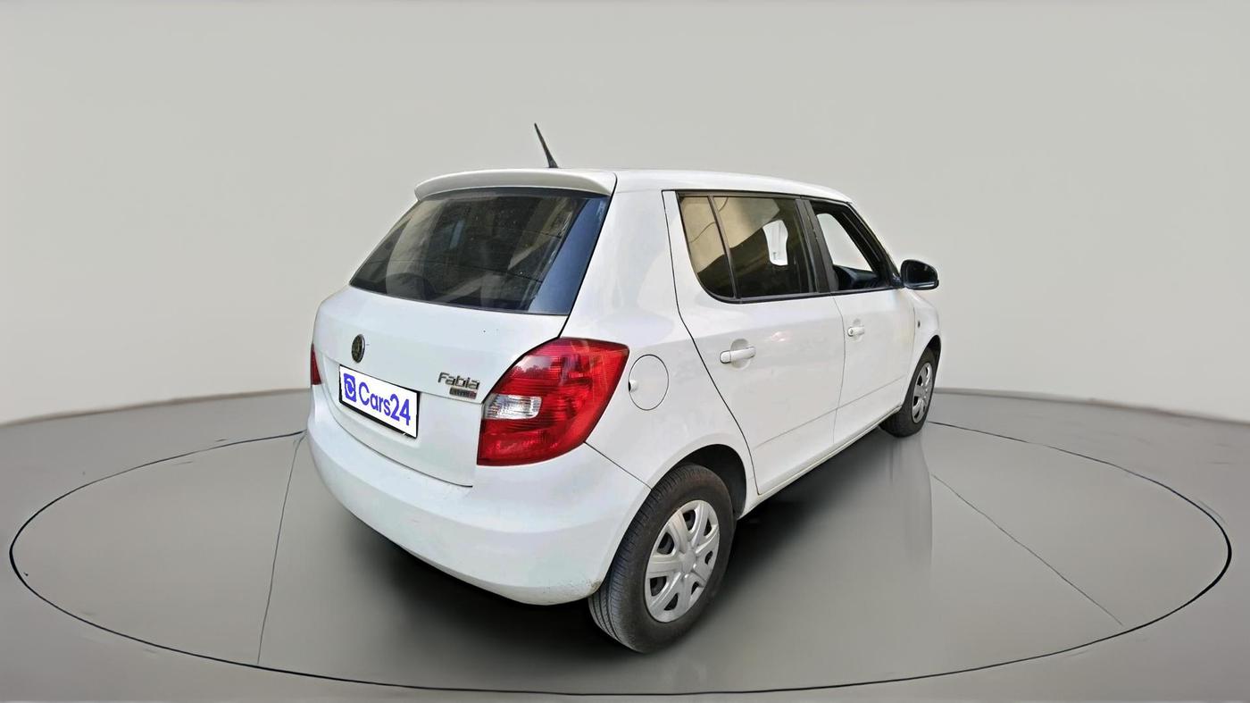 2011 Skoda Fabia CLASSIC 1.2 MPI, Petrol, Manual, 95,393 km, exterior