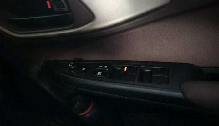 2024 Maruti FRONX DELTA PLUS 1.2L AGS, Petrol, Automatic, 12,116 km, interior