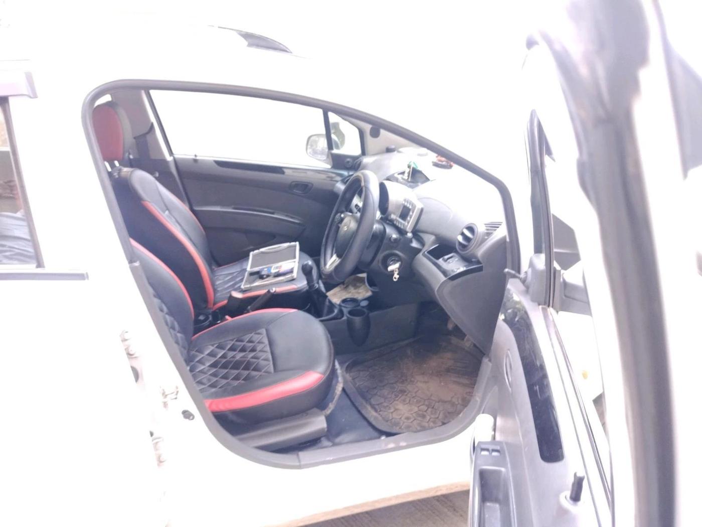 2013 Chevrolet Beat LS DIESEL, Diesel, Manual, 1,11,748 km, interior