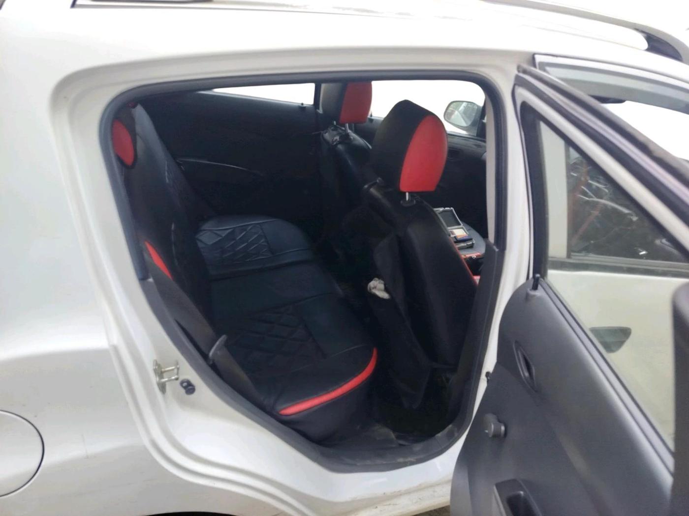 2013 Chevrolet Beat LS DIESEL, Diesel, Manual, 1,11,748 km, interior