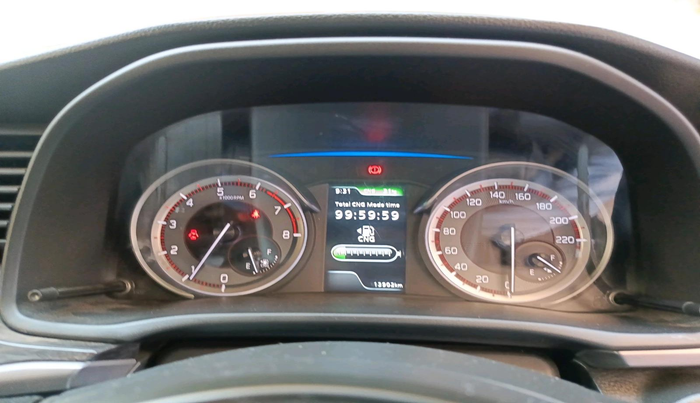 2024 Maruti XL6 ZETA CNG, CNG, Manual, 13,902 km, interior